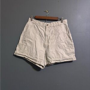 Carolina blues Y2K light khaki gorpcore shorts size 14 ; 4” inseam